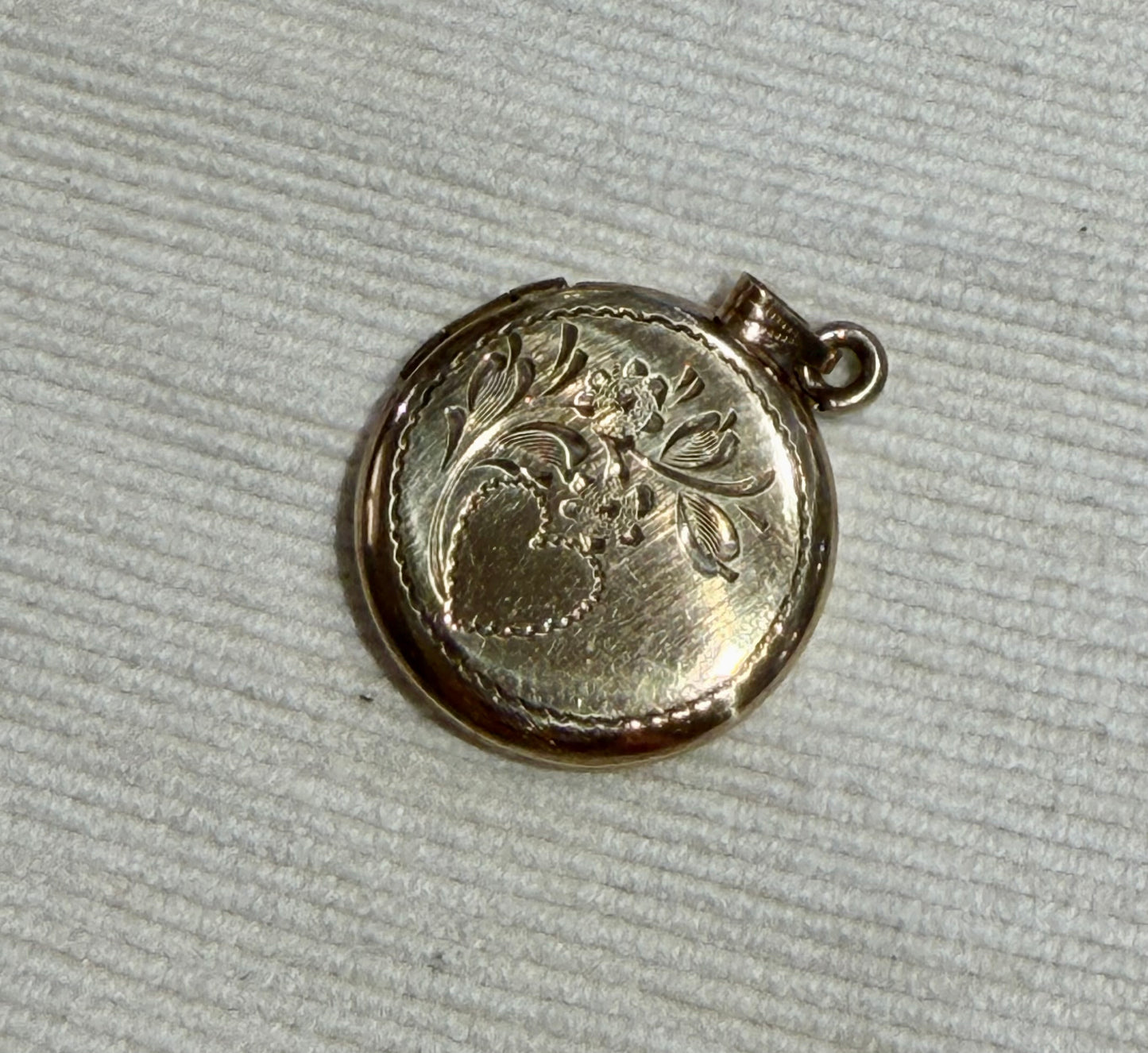 Vintage Gold Filled Round Locket - Etched