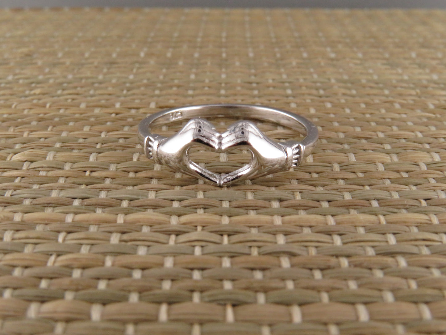 Heart Hands Ring