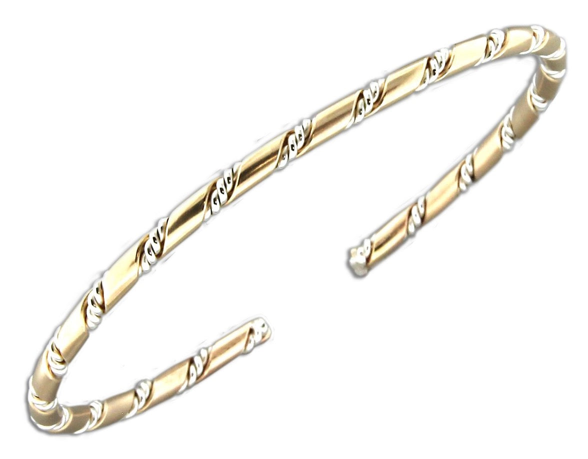Textured Twist Bracelet - Gold