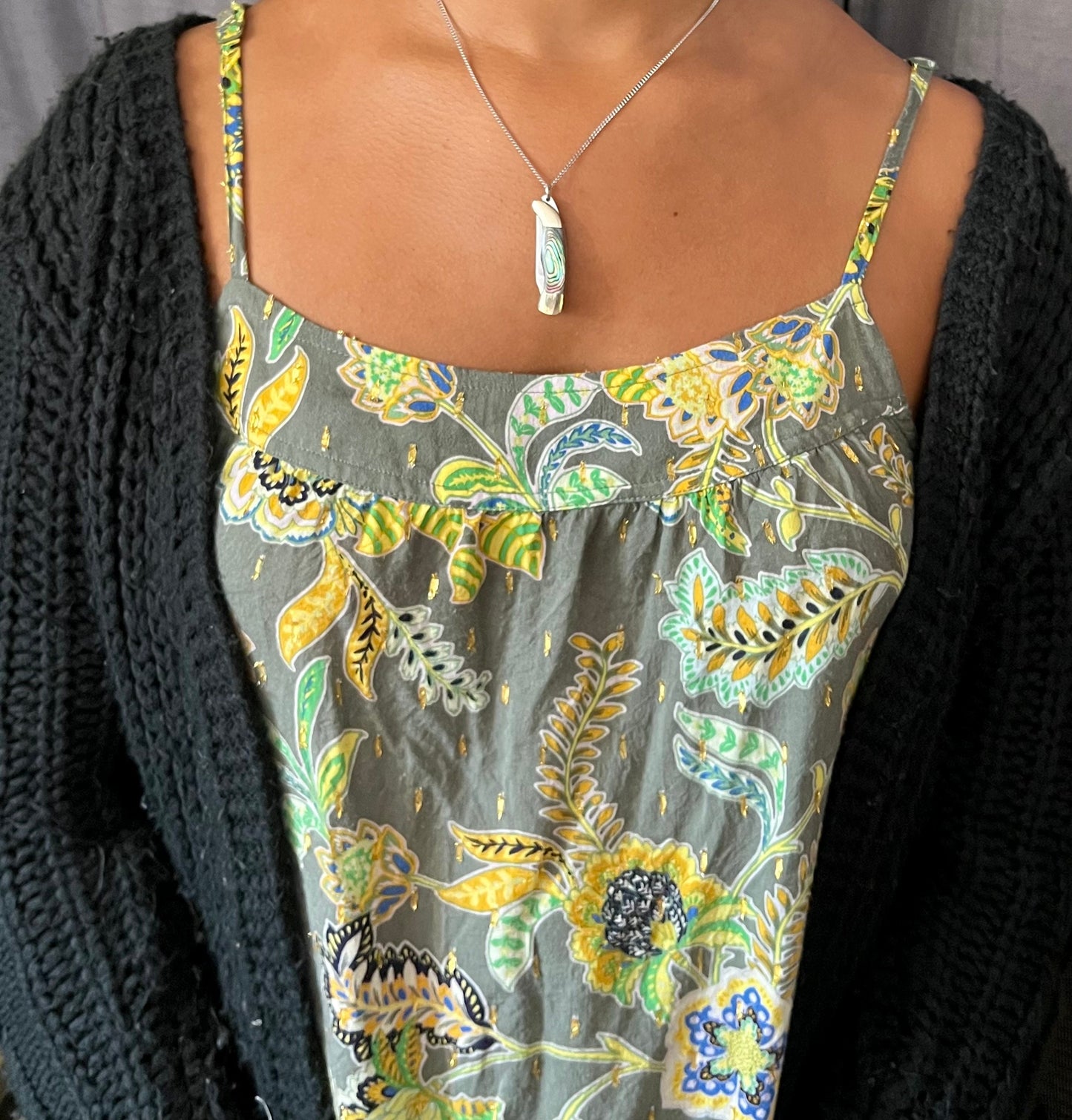 Abalone knife necklace, small pocketknife necklace, mini knife necklace, small pocketknife necklace, knife jewelry, small knife pendant
