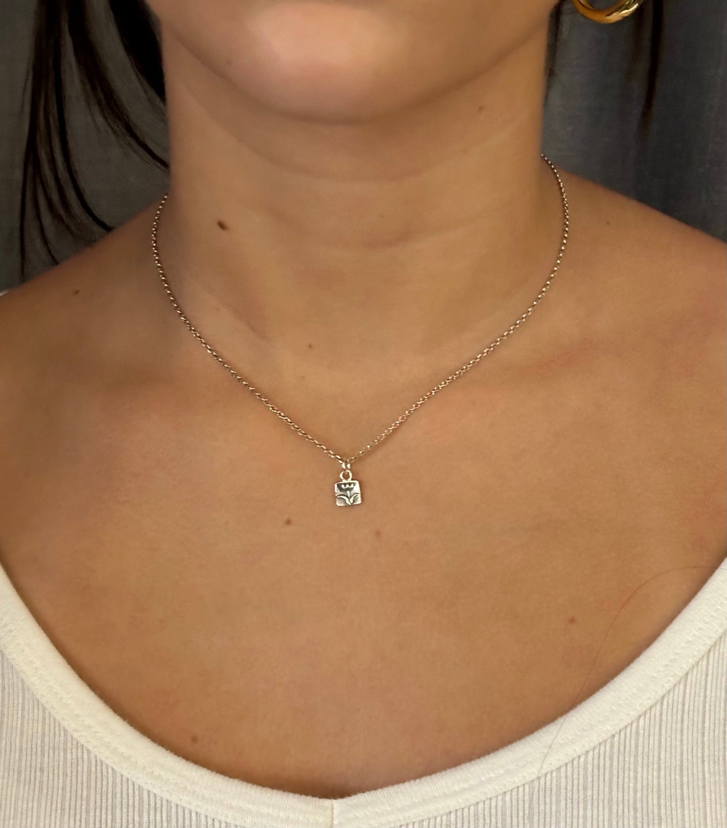 Sterling Tulip Necklace, Minimal Necklace, Simple Charm Necklace, Little Girl Necklace, Cute Flower Necklace, Tulip Charm Necklace