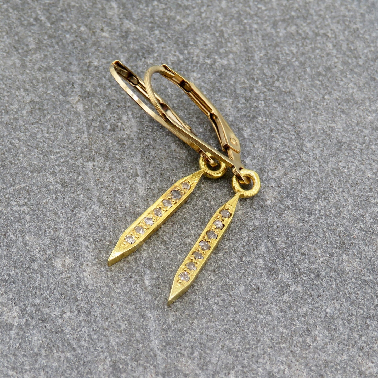 diamond spike earrings | gold spike earrings | gold vermeil diamond earrings | minimal spiked earrings | minimal gold diamond earrings