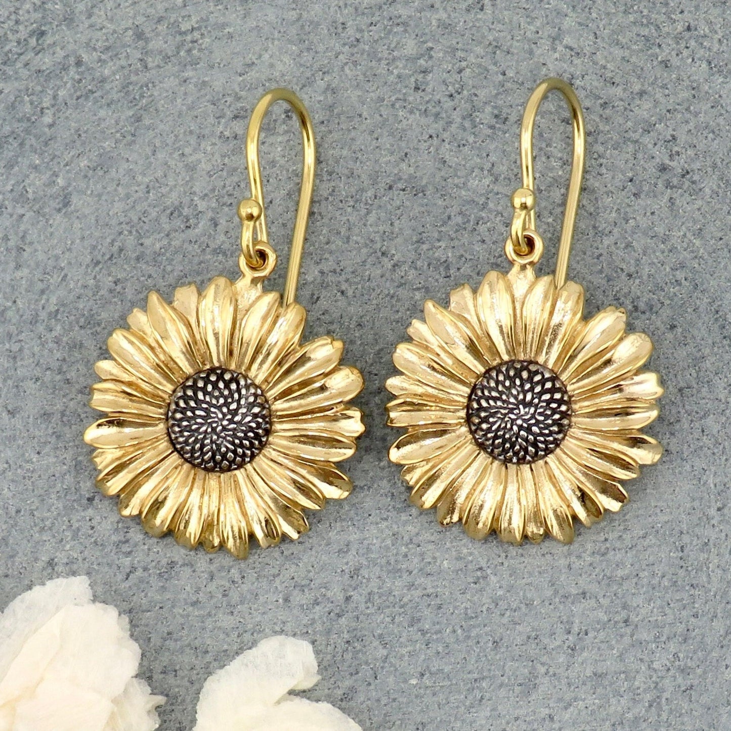 Two Tone Daisy Necklace | Gold Silver Flower Necklace | Mixed Metal Necklace | Bronze Daisy Necklace | Gold Daisy Pendant | Floral Necklace