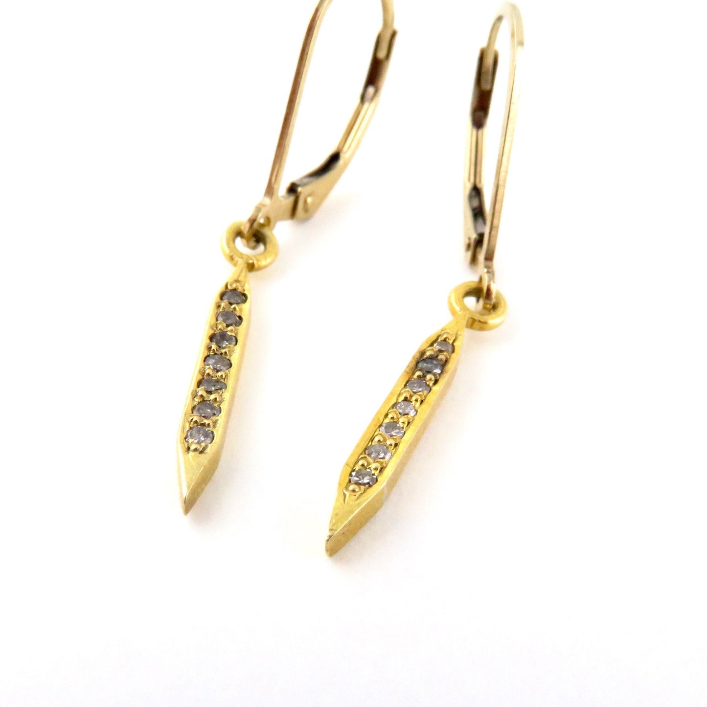 diamond spike earrings | gold spike earrings | gold vermeil diamond earrings | minimal spiked earrings | minimal gold diamond earrings