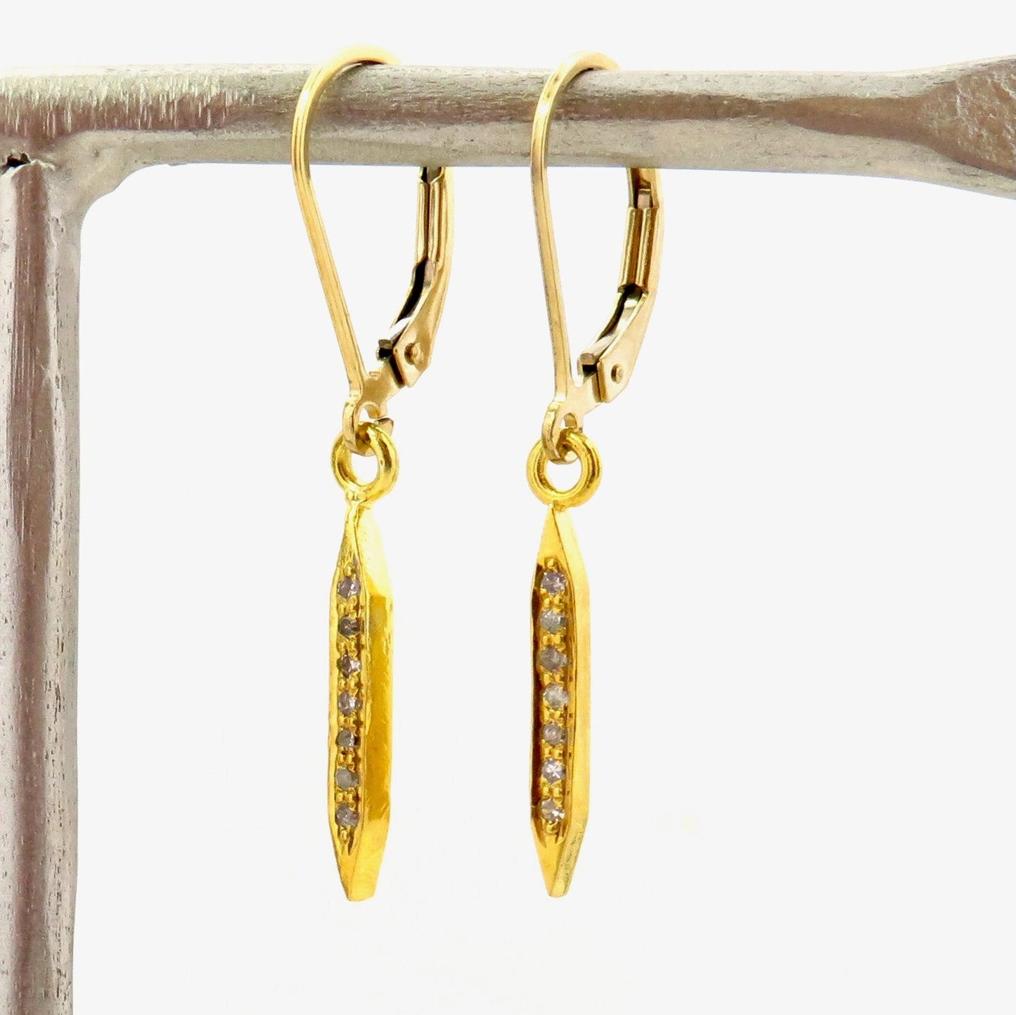 diamond spike earrings | gold spike earrings | gold vermeil diamond earrings | minimal spiked earrings | minimal gold diamond earrings