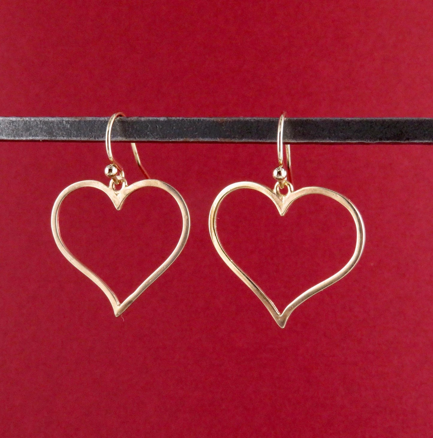 Gold Heart Earrings | Gold Love Earrings | Open Heart Earrings | Gold Thin Heart Earrings | Gold Delicate Heart Earrings | Simple Gold Heart