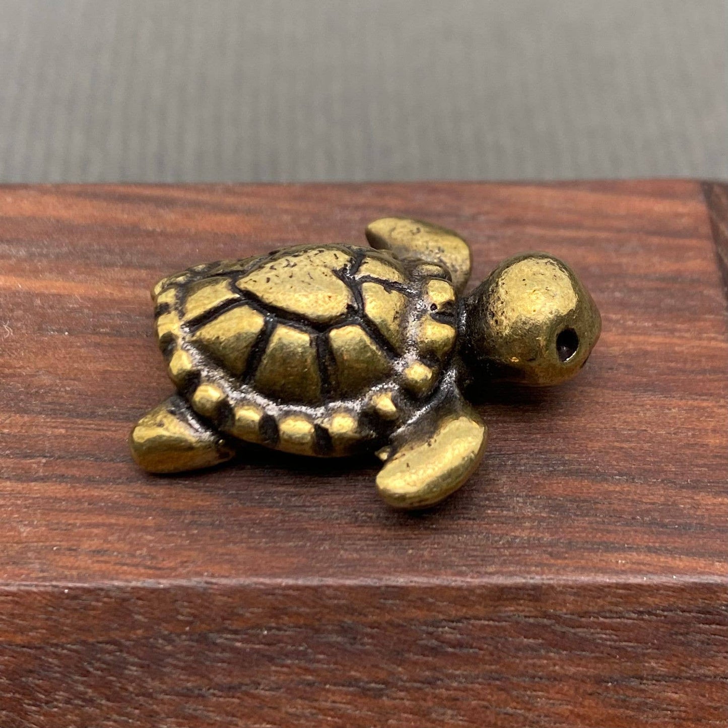 Mini Brass Turtle Figurine - Desktop Ornament/Decor
