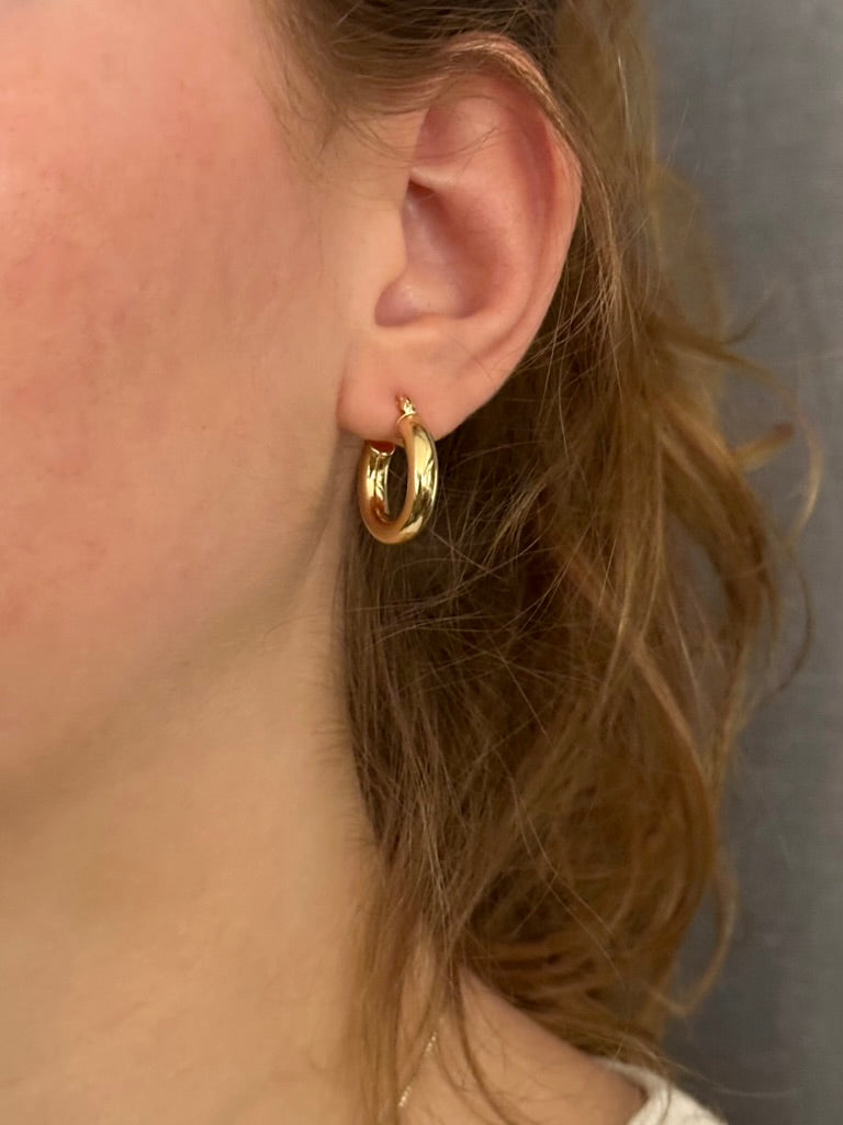 Gold Filled Latched Hoop Earrings - Medium