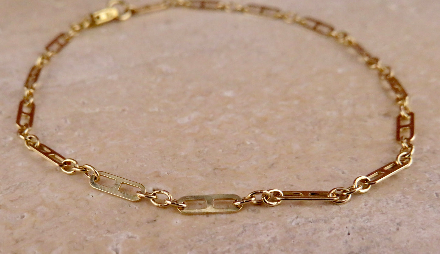 14k Solid Gold Delicate Links Bracelet