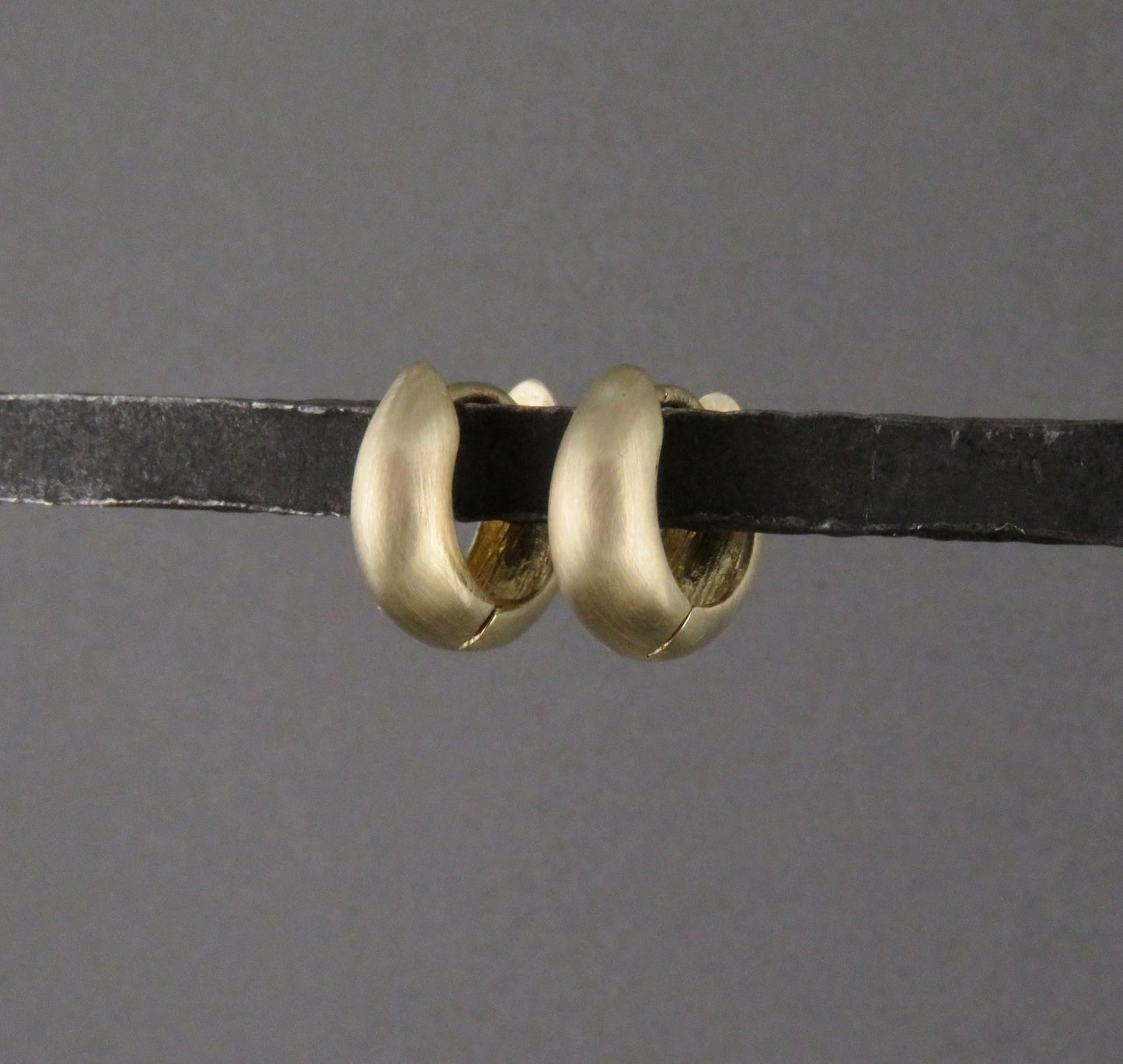 Solid Gold Tapered Clicker Hoops