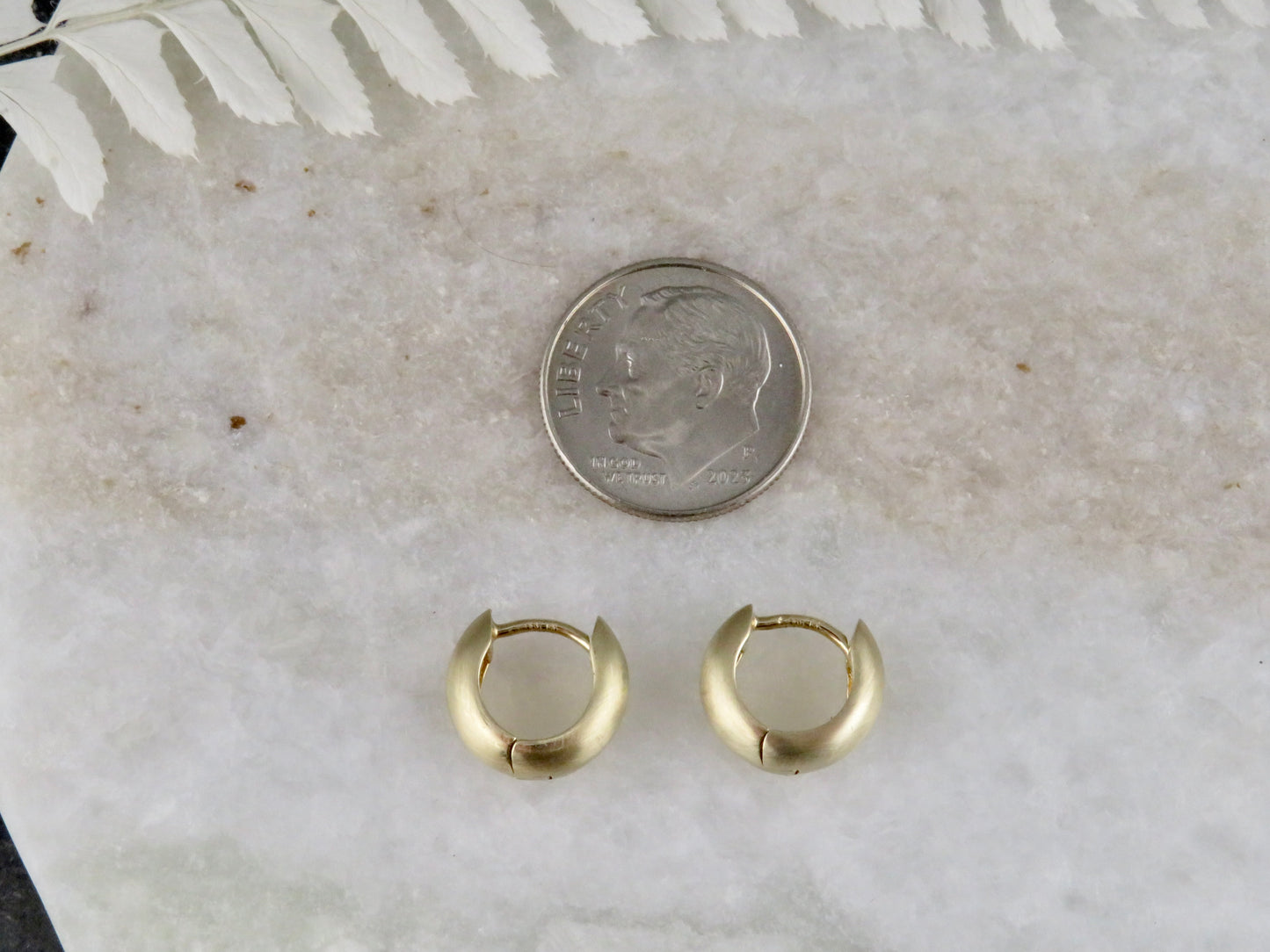 Solid Gold Tapered Clicker Hoops