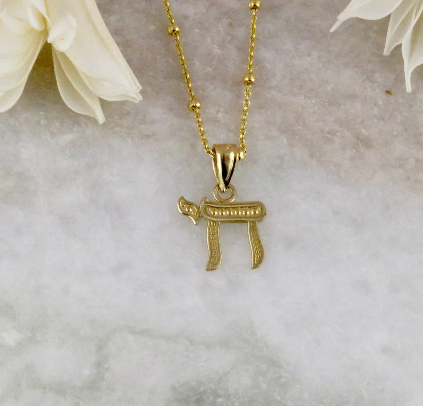 Solid Gold Textured Chai Necklace