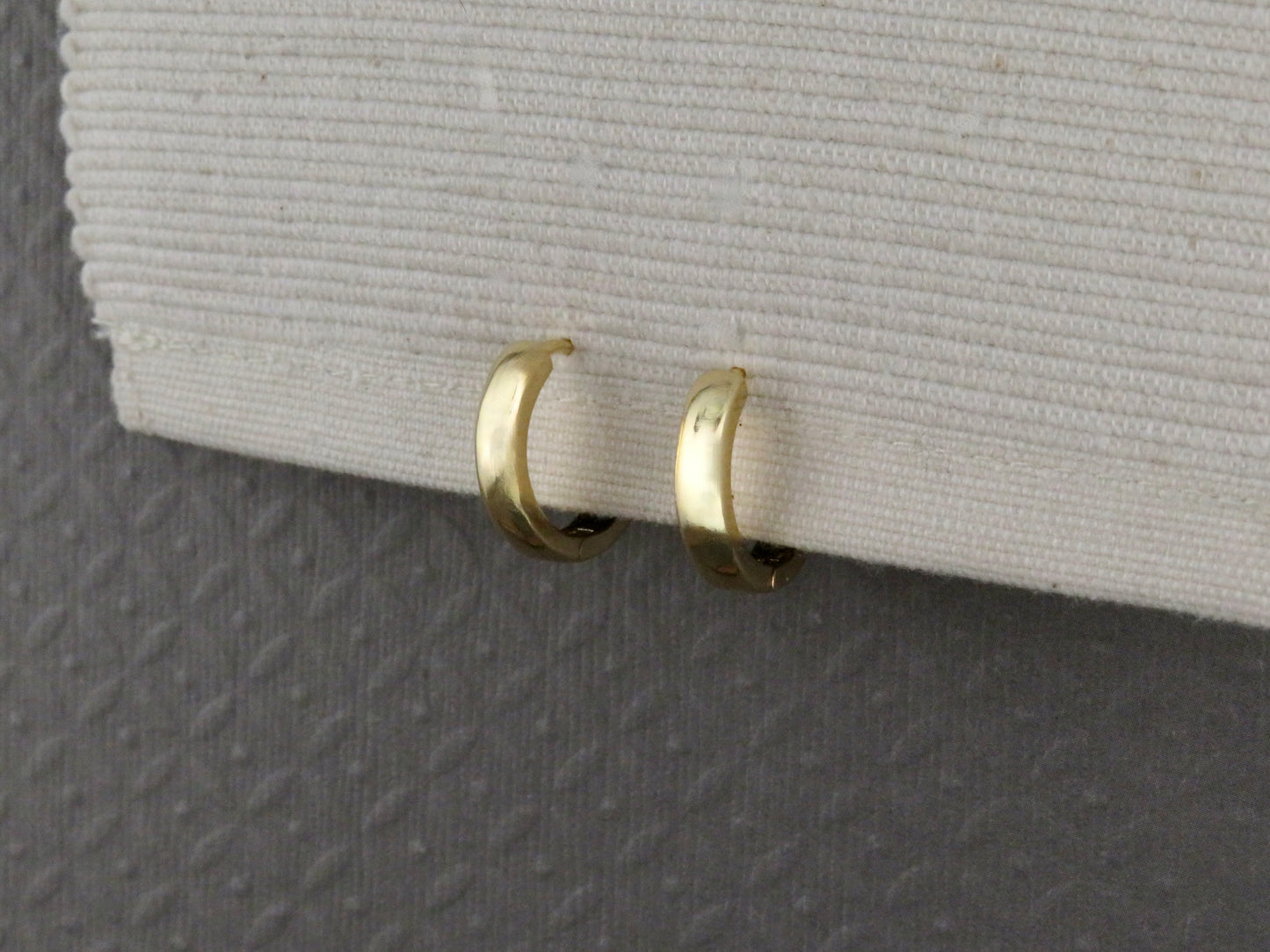 Gold Filled Clicker Hoops - Medium