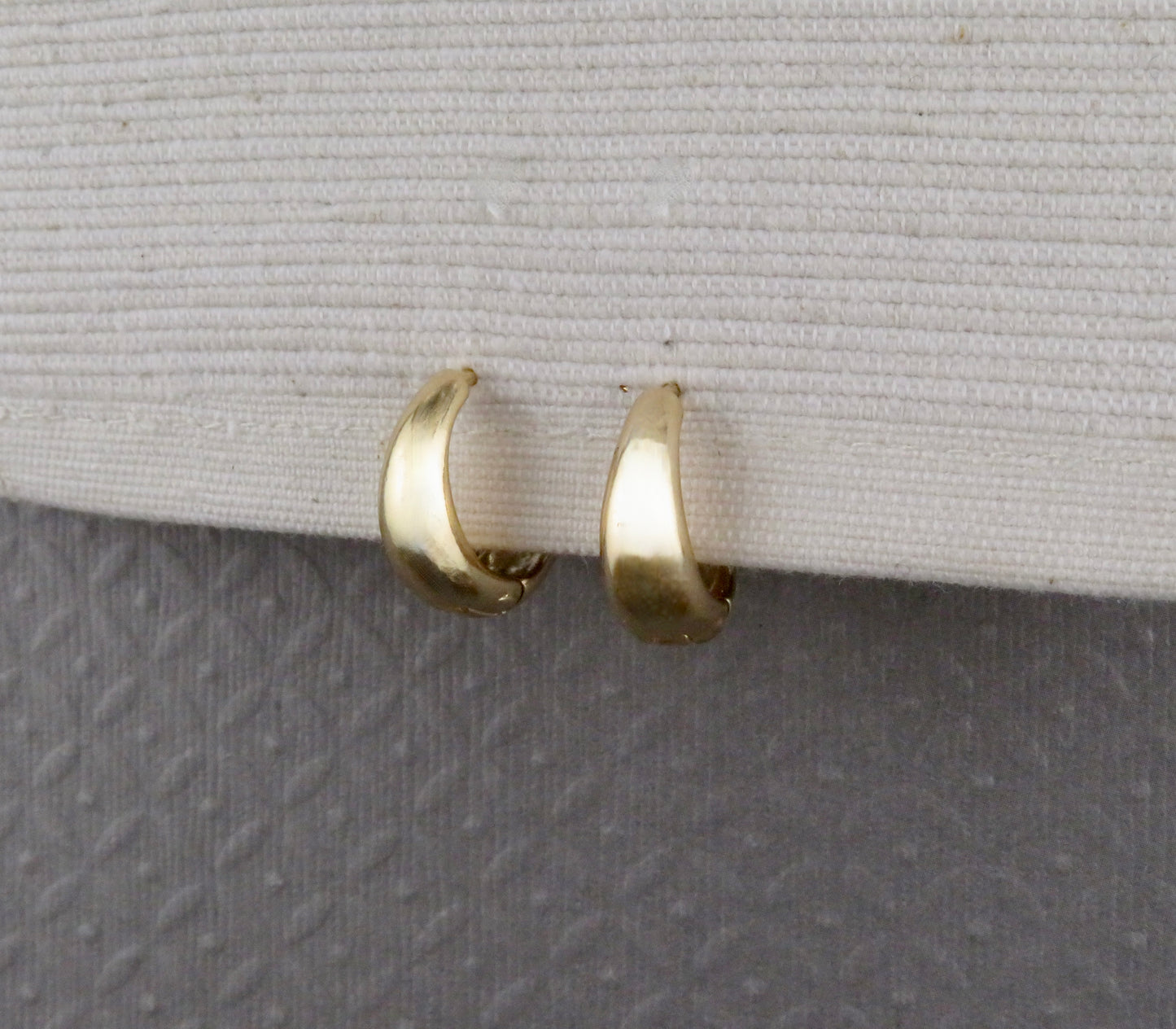 Gold Filled Tapered Hoops - Medium