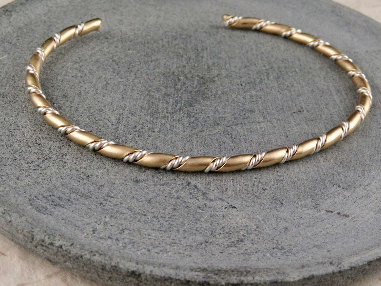 Textured Twist Bracelet - Gold