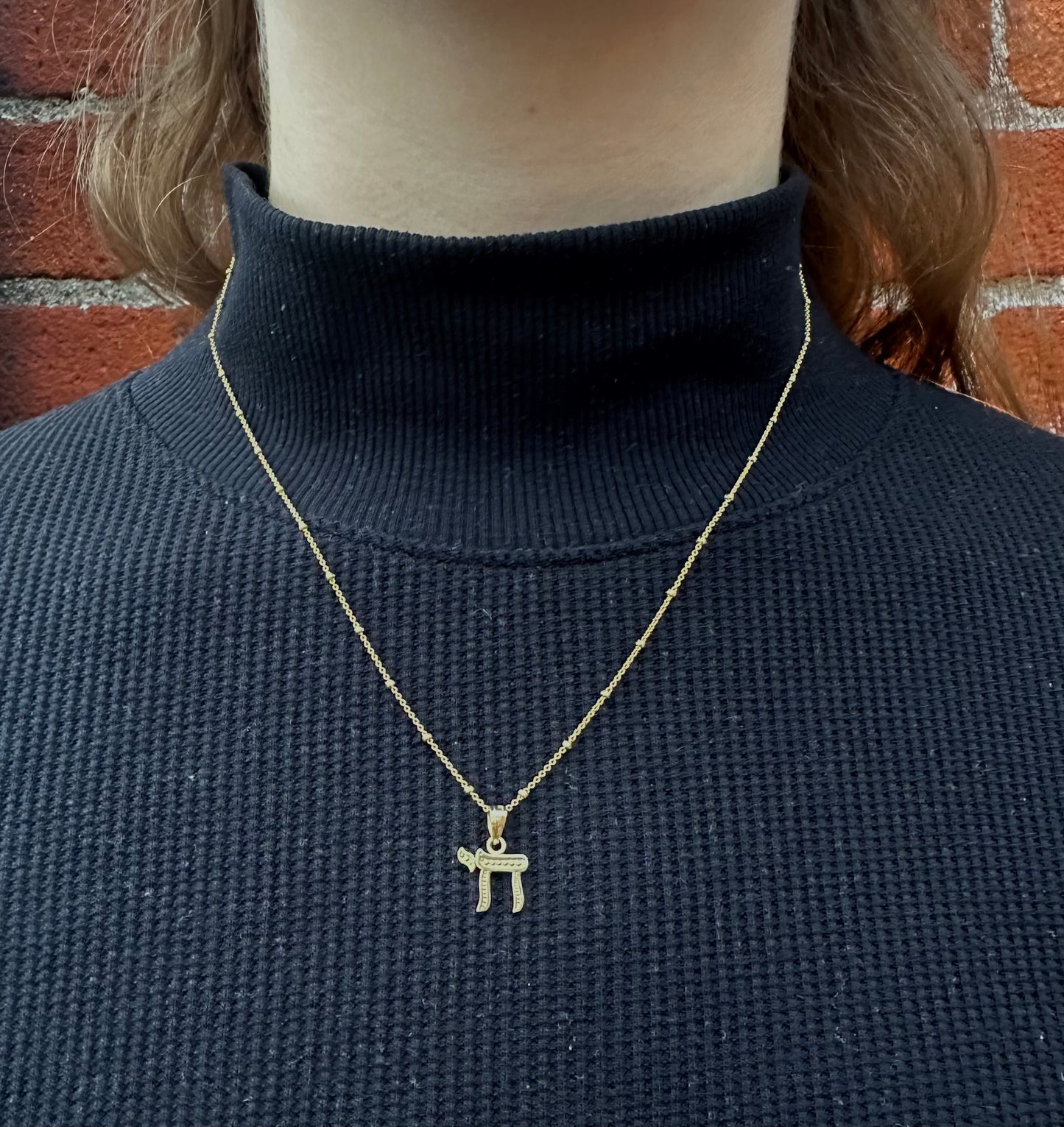 Solid Gold Textured Chai Necklace