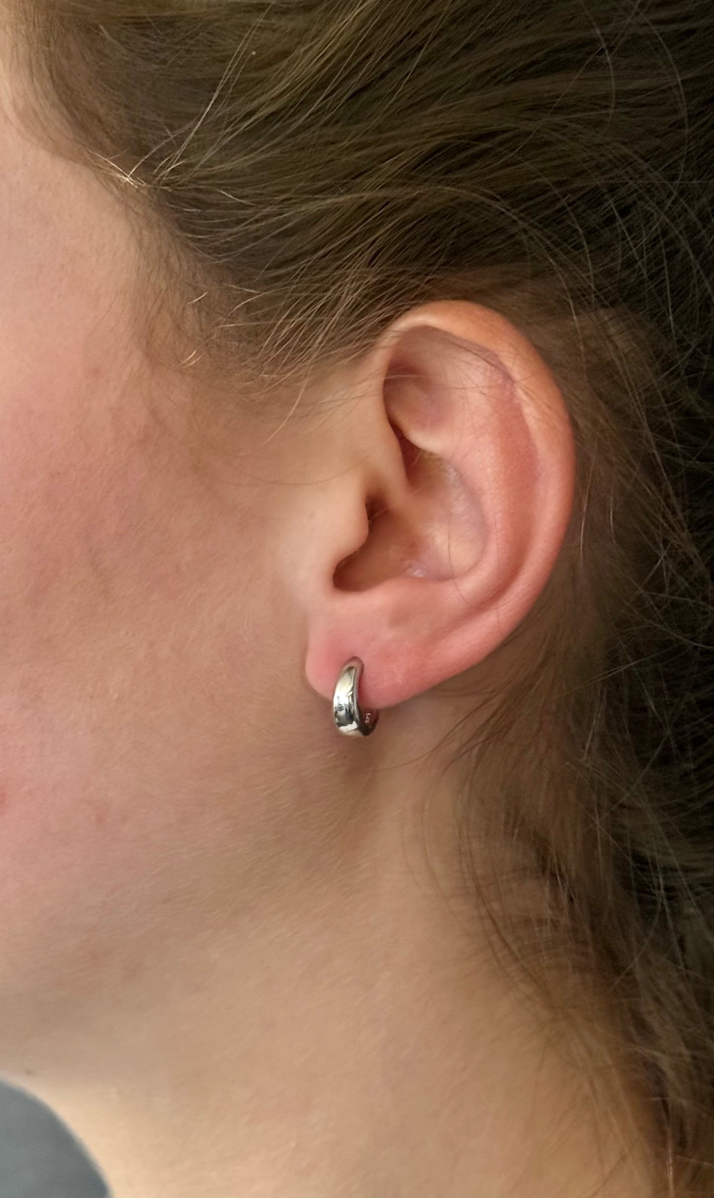 Sterling Silver Tapered Clicker Hoops