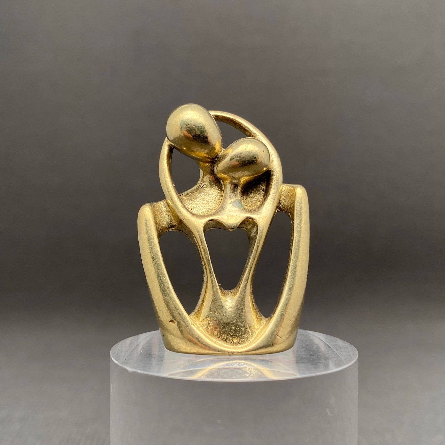 Abstract Brass Statue Desktop Ornaments/Decor - 'Love and Serenity'