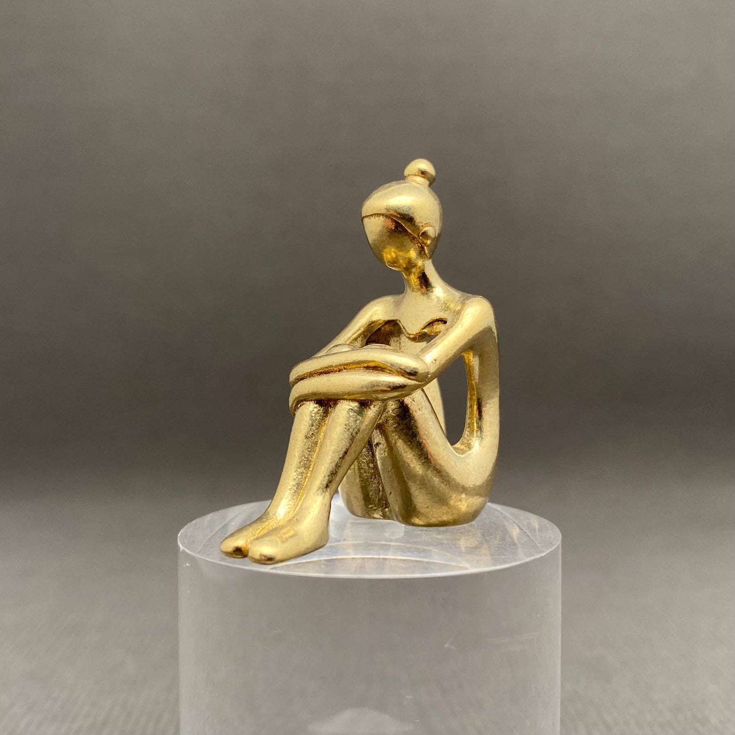 Abstract Brass Statue Desktop Ornaments/Decor - 'Love and Serenity'