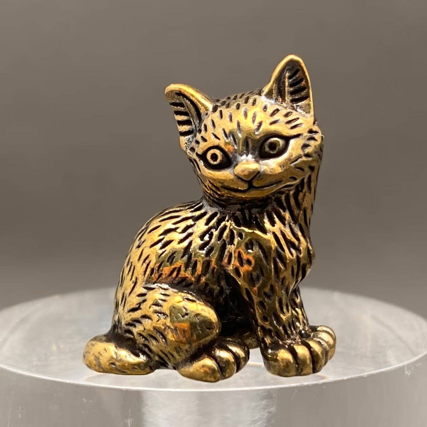 Sitting Cat Brass Mini Figurine - Desktop Ornament/Decor