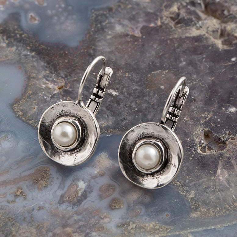 Rustic Silver Pearl Earrings, Boho Chunky Silver Earrings, Hammered Silver Pearl Earrings, Chunky Pearl Earrings, Round Pearl Silver Earring