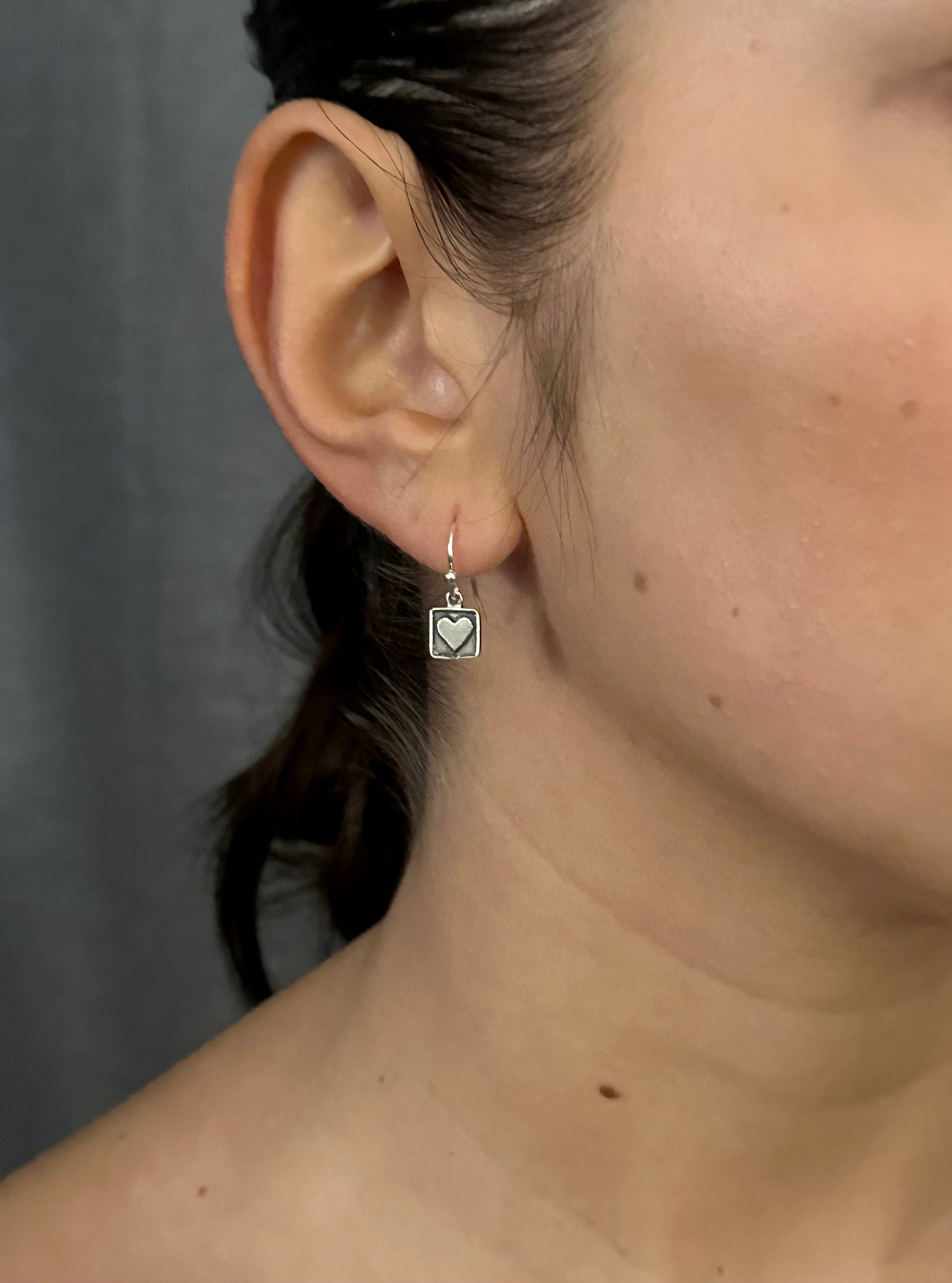Sterling Heart Earrings, Framed Heart Earrings, Silver Heart Earrings, Minimal Heart Earrings, Sweet Earrings, Girl Earrings, Small Hearts