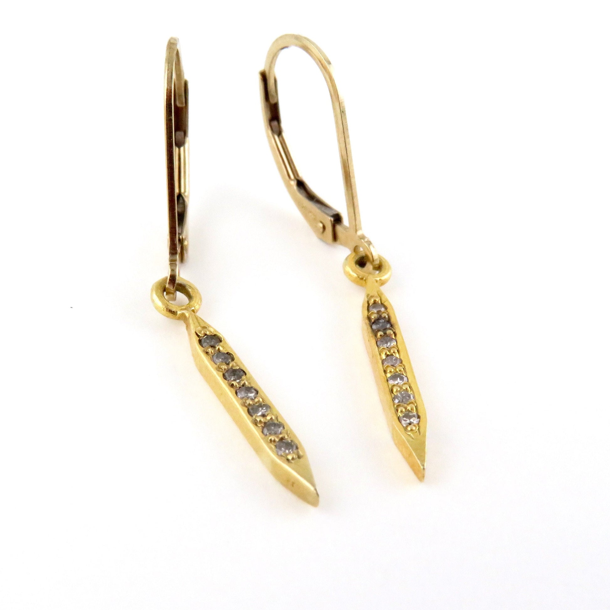diamond spike earrings | gold spike earrings | gold vermeil diamond earrings | minimal spiked earrings | minimal gold diamond earrings