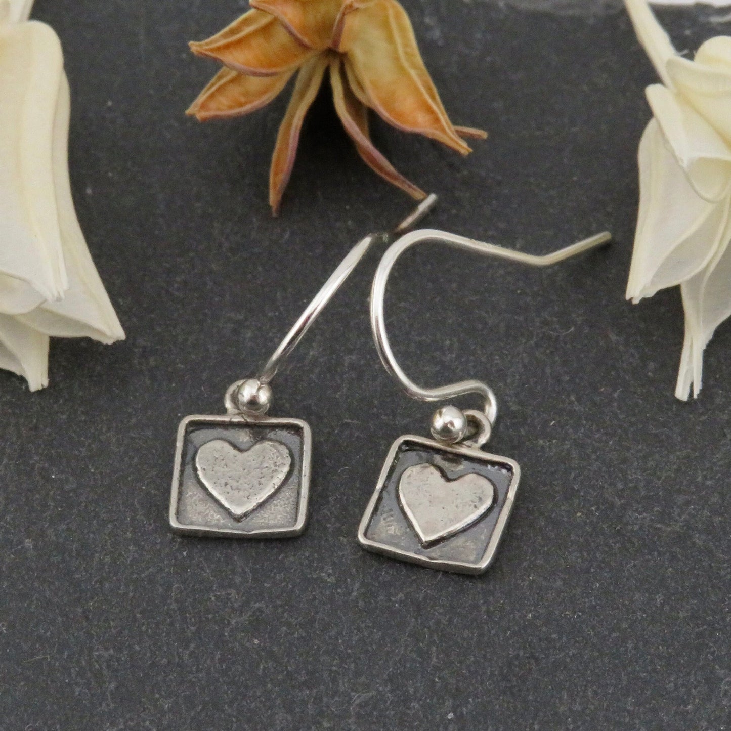 Sterling Heart Earrings, Framed Heart Earrings, Silver Heart Earrings, Minimal Heart Earrings, Sweet Earrings, Girl Earrings, Small Hearts