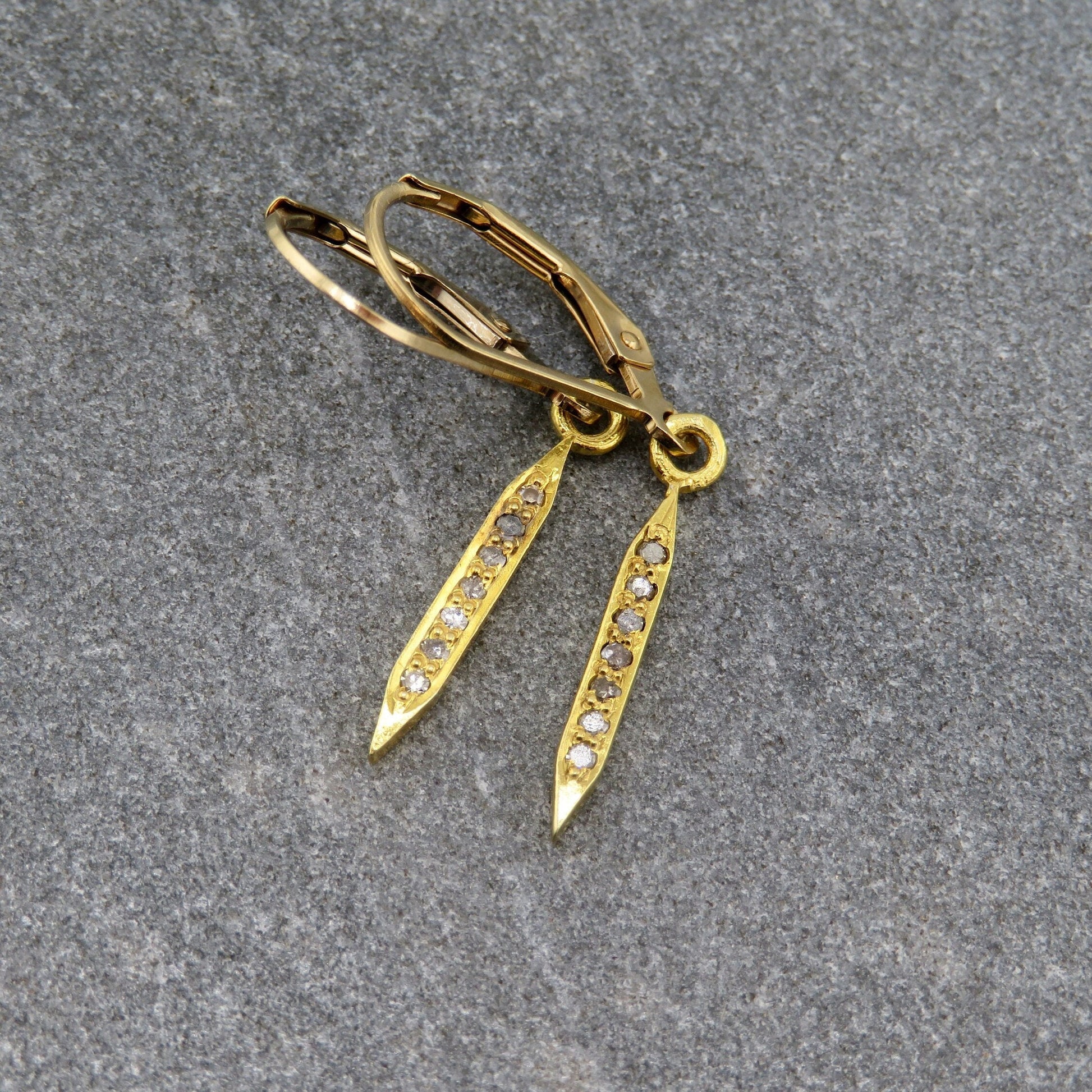 diamond spike earrings | gold spike earrings | gold vermeil diamond earrings | minimal spiked earrings | minimal gold diamond earrings