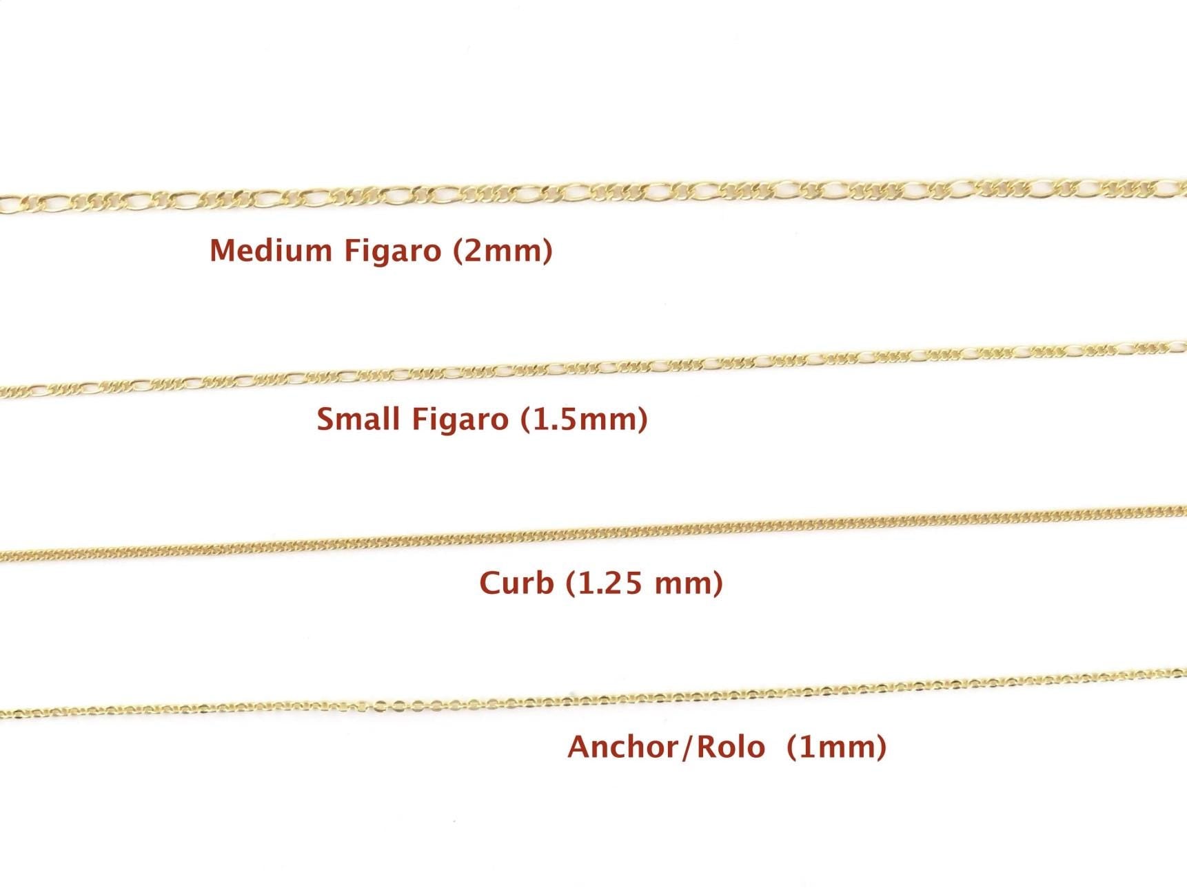 Scalloped Oval Disc 'Chai' Necklace Gold