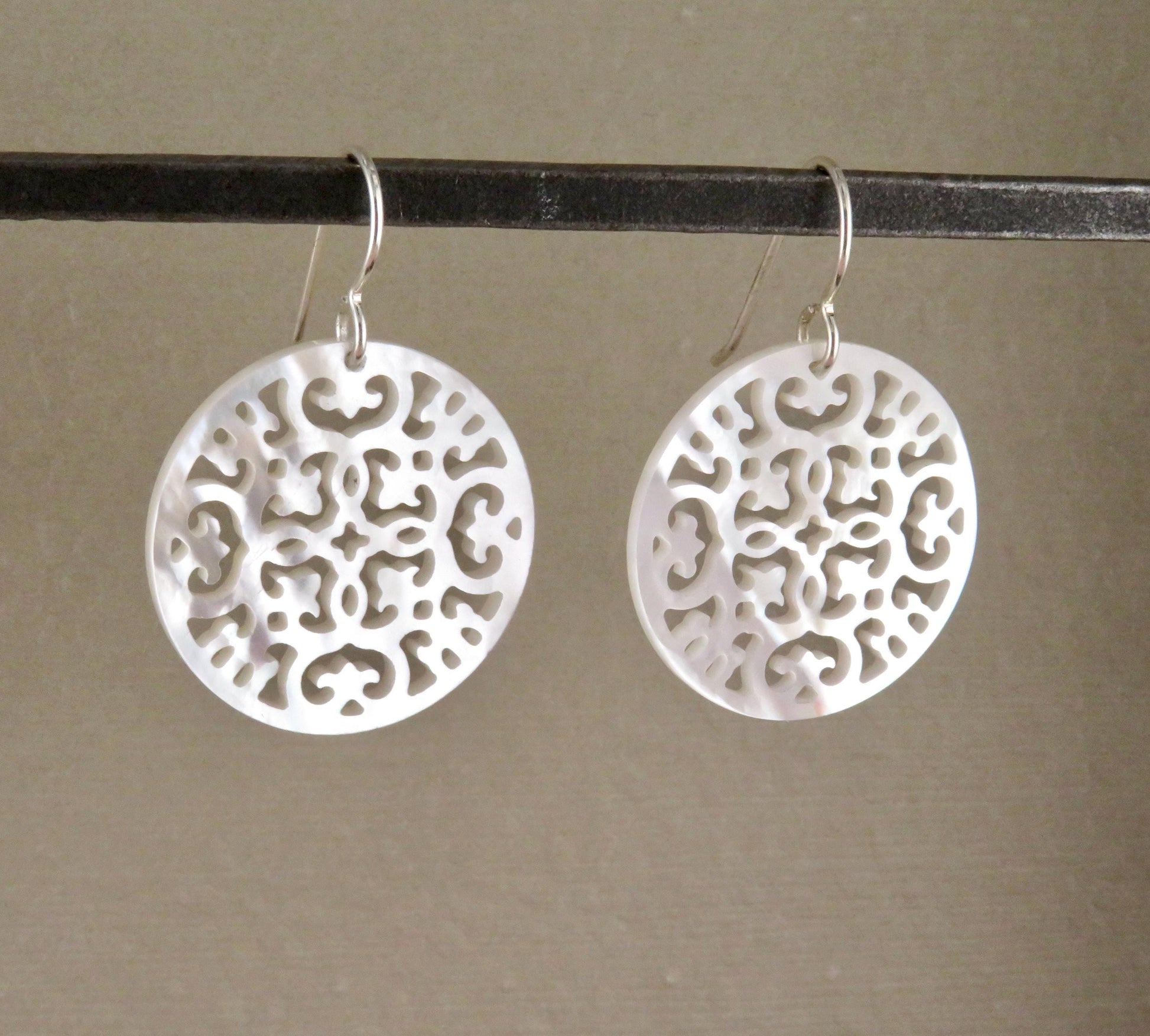 Mother of Pearl Earrings | Pearl Mandala Earrings | Pearl Geometric Earrings | Mother of Pearl Round Earrings | White Pearl Cut Out Earrings