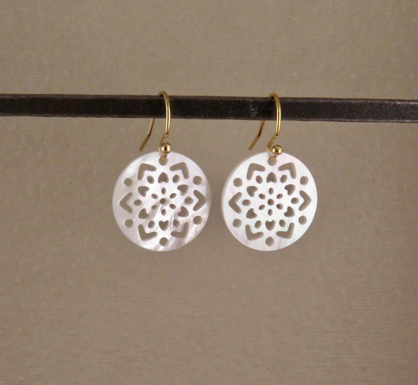 Mother of Pearl Earrings | Pearl Mandala Earrings | Pearl Geometric Earrings | Mother of Pearl Circle Earrings | Carved Pearl Earrings