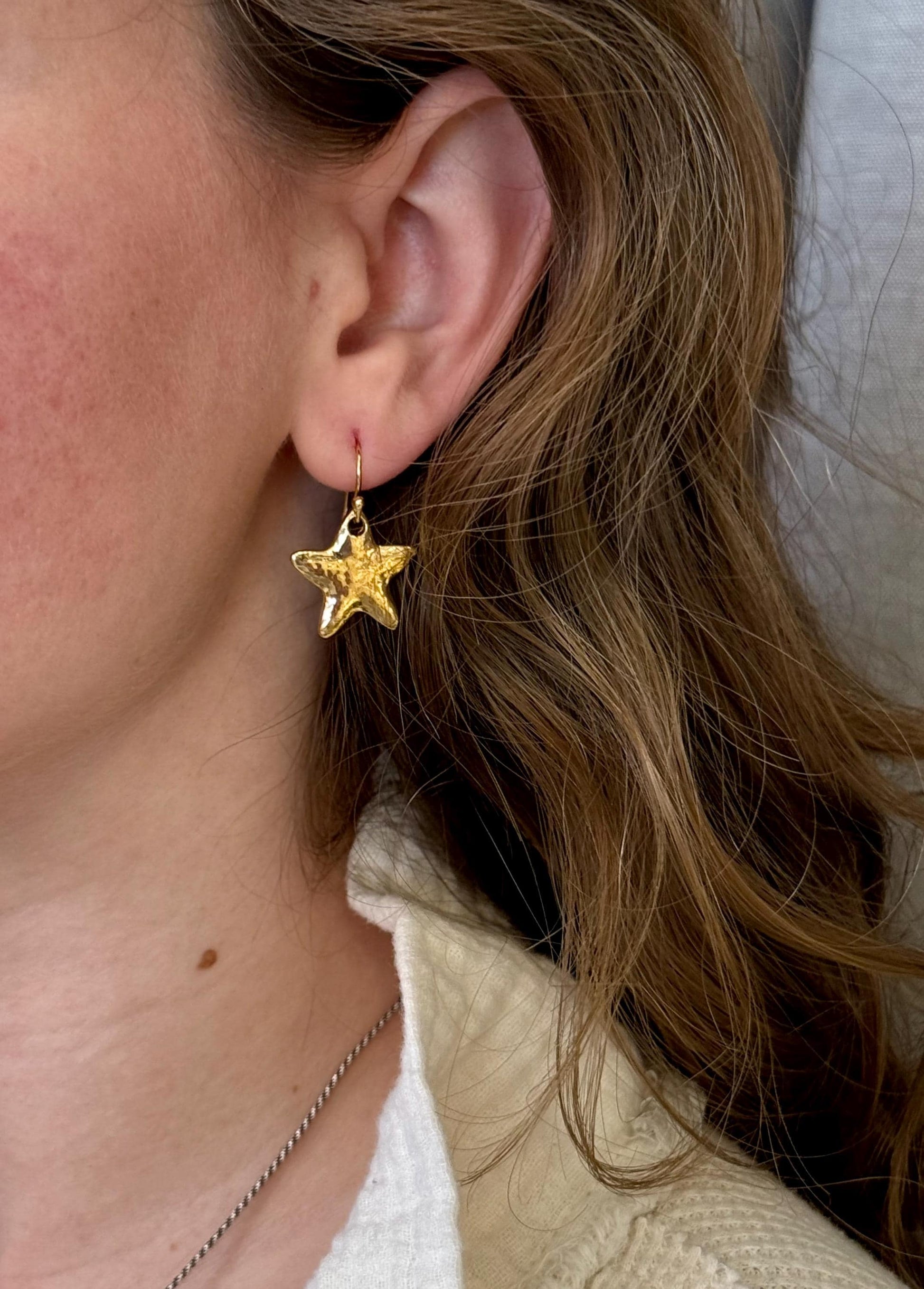 Hammered Gold Stars Earrings | Gold Star Earrings | Shiny Gold Star Earrings