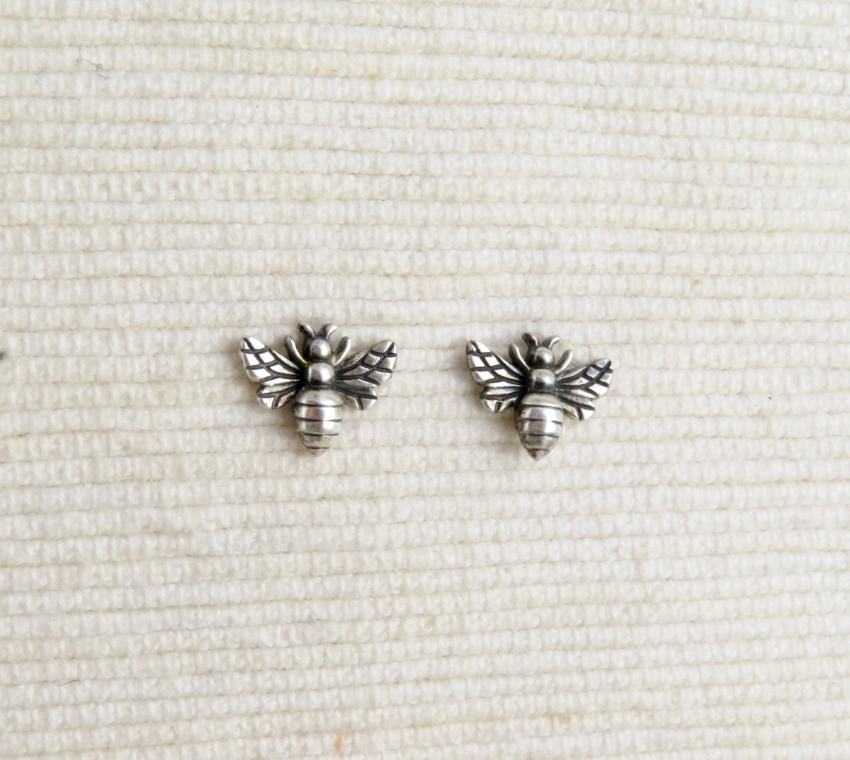 Odlings Bee Posts Bee Post Earrings - Sterling – Mosaic Sun